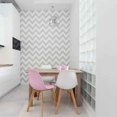 Rose Aura Stay - 2 Bedrooms - Kazimierz District Cracovia