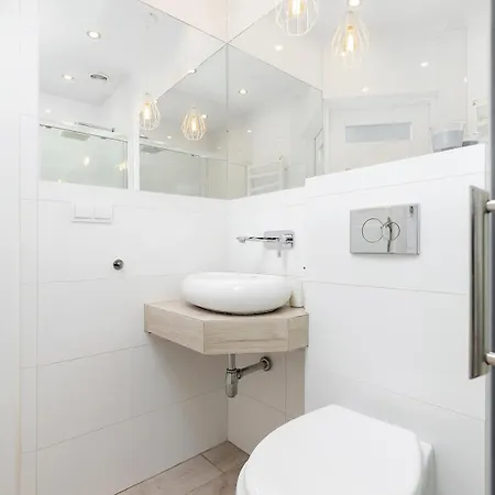 Rose Aura Stay - 2 Bedrooms - Kazimierz District *
